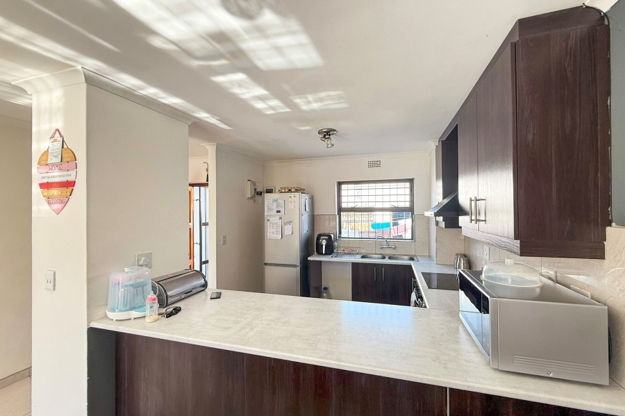 2 Bedroom Property for Sale in Welgelegen Western Cape